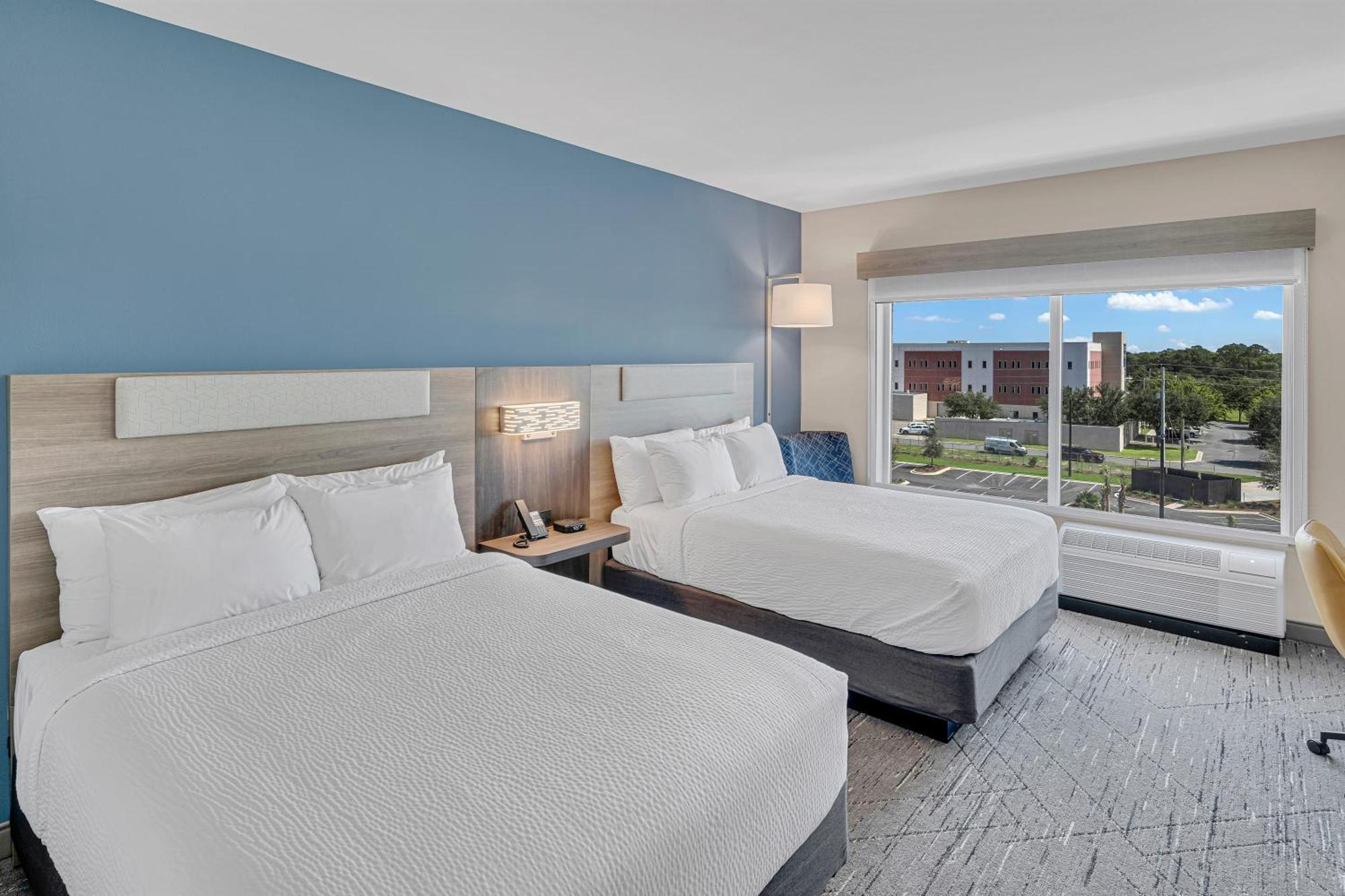 Holiday Inn Express & Suites Fort Walton Beach - Eglin Area By Ihg 外观 照片